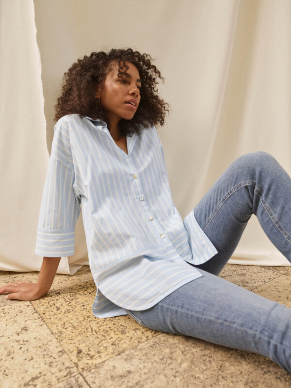 149840 Kristy Tavola Shirt – 151740 Bradford Ave Jeans (1)