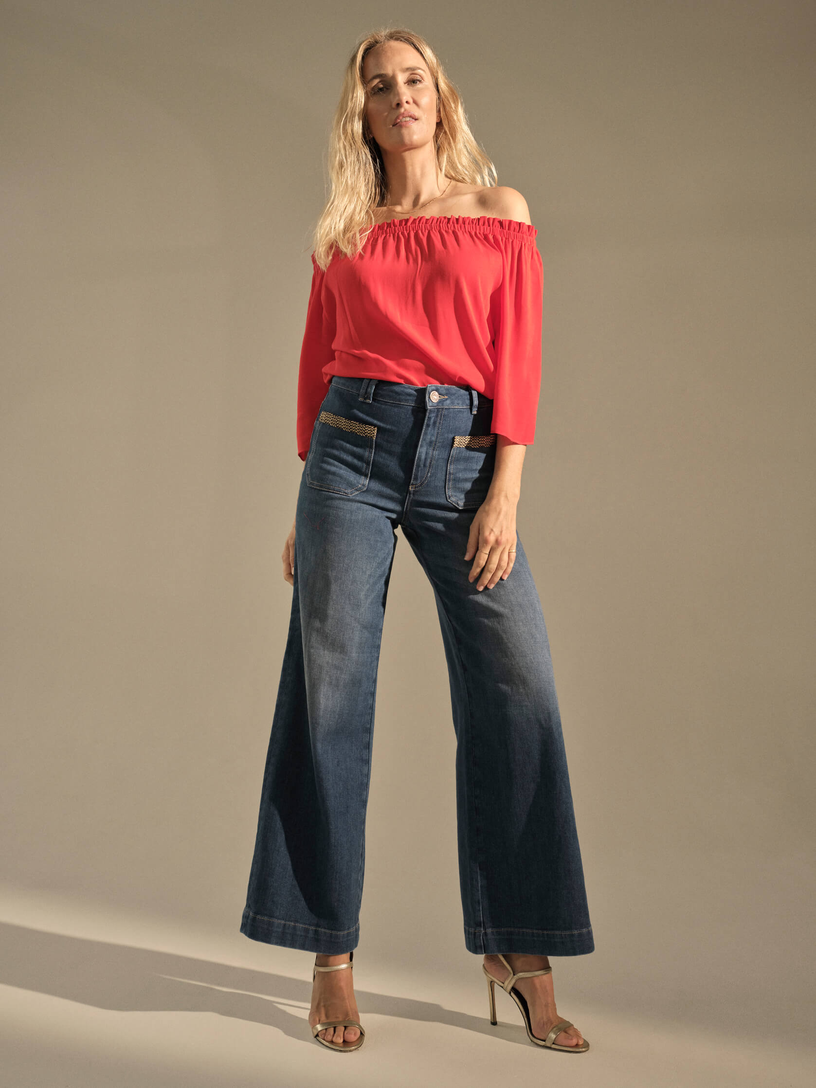 153610 Ashlea Blouse – 153180 Colette Mico Jeans (1)