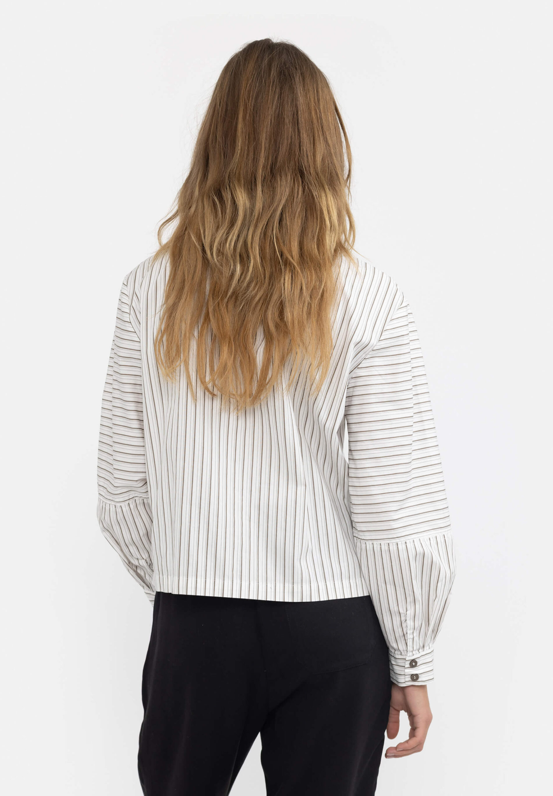ES123-717 - 206 Snow White Stripes - Extra 2 (1)