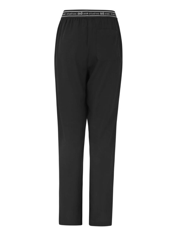 ES123-724 - 001 Black - Extra 1 (1)
